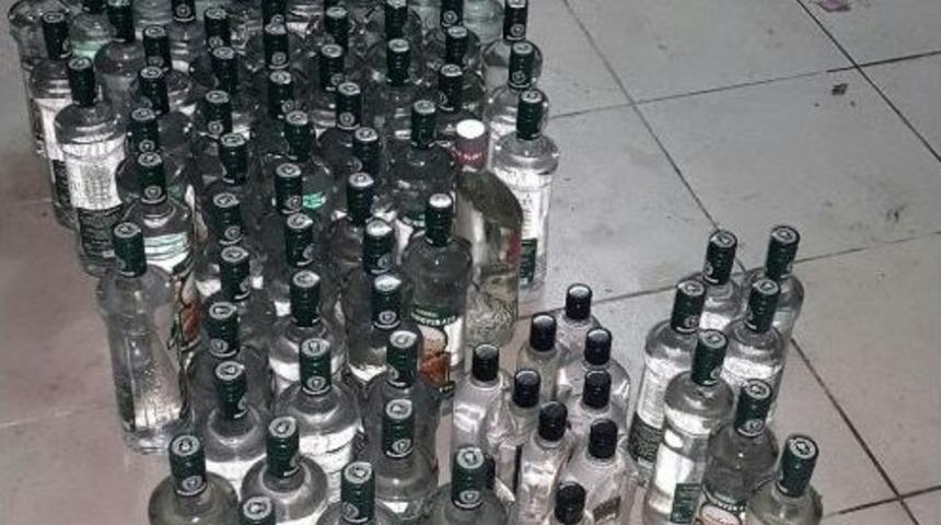 G&uuml;rcistan-izmir Hattında Ka&ccedil;ak&ccedil;ılık Yaparken Trabzon&rsquo;da Yakayı Ele Verdi