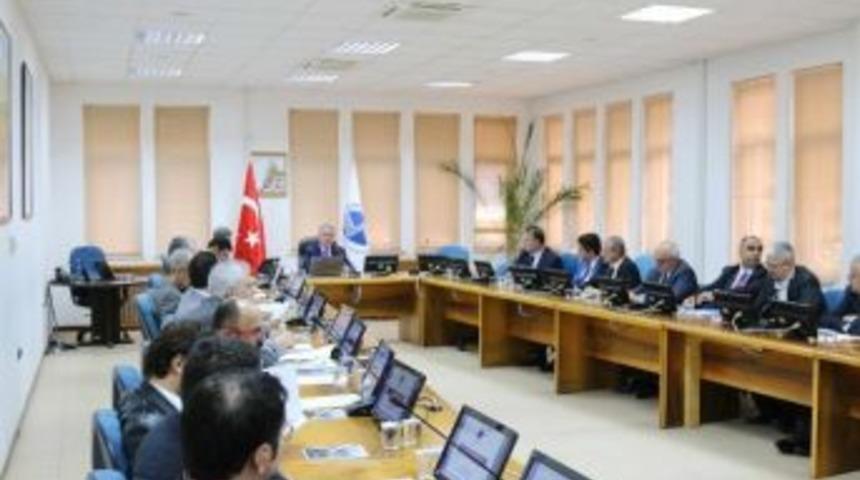 İşletme Fakültesi Danışma Kurulu Toplantısı Yapıldı