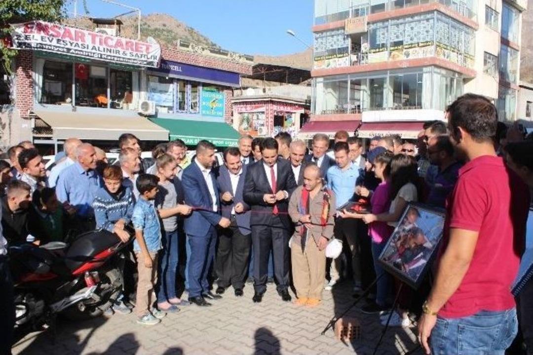 Sason &Ccedil;arşısı&rsquo;nda Fotoğraf Sergisi A&ccedil;ıldı