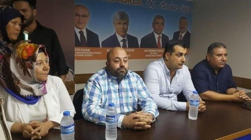 Bostan: "ak Parti’de Siyaset Yapmak Ağır Sorumluluk İster"