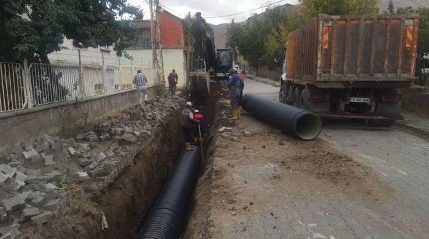 Tatvan&rsquo;da Sel Ve Su Baskınlarına Karşı &Ouml;nlem Alınıyor