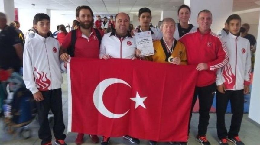 Antren&ouml;r Baytekin, Spor Camiasında Sevince Neden Oldu