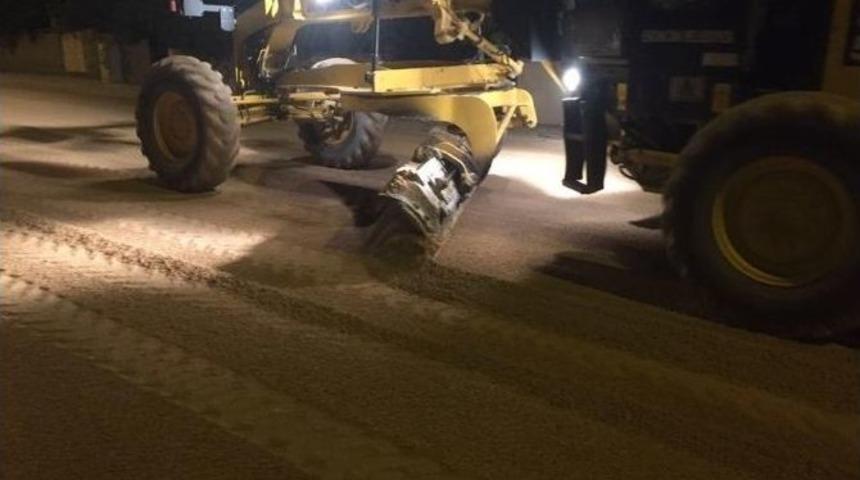 Belediyeden Gece Mesaisi