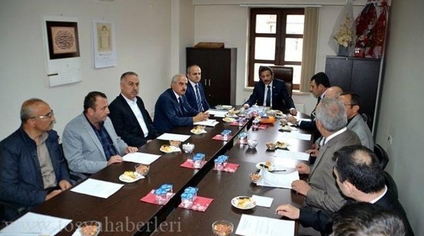 Vali Yıldırım, Tosyalılar&rsquo;ın Taleplerini Dinledi