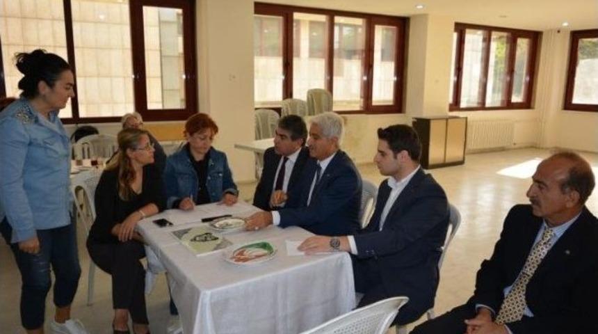 İl K&uuml;lt&uuml;r Ve Turizm M&uuml;d&uuml;rl&uuml;ğ&uuml;nce A&ccedil;ılan &Ccedil;ini İşlemeciliği Kursu Tamamlandı