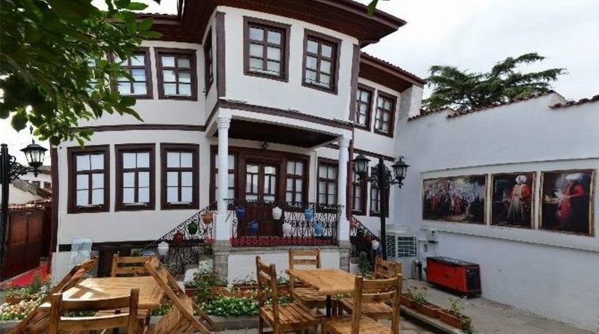 Trabzon’daki Tarih Müzesi Geçmişe Işık Tutuyor