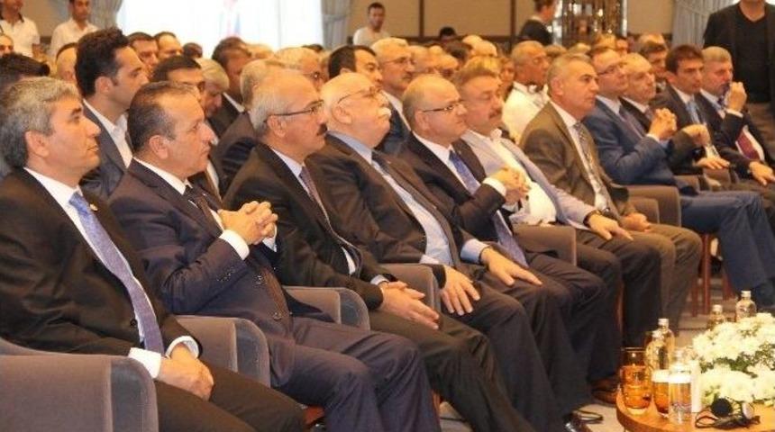 7. Akdeniz Turizm Forumu Mersin&rsquo;de Başladı (2)