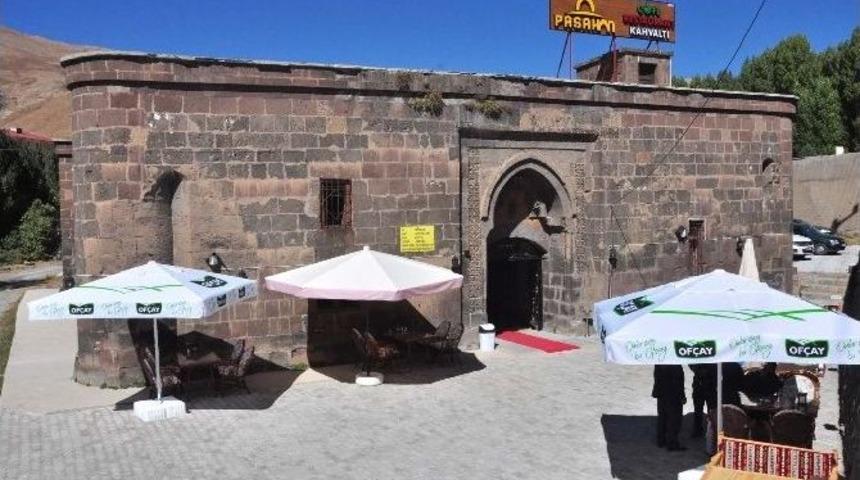 Tarihi Papşen Hanı, Cafe Ve Restorana D&ouml;n&uuml;şt&uuml;r&uuml;ld&uuml;