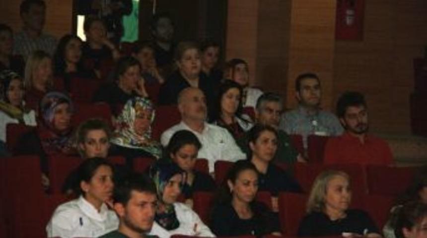 D&uuml;&rsquo;de &lsquo;d&uuml;nya Kalp G&uuml;n&uuml;&rsquo; Etkinliği