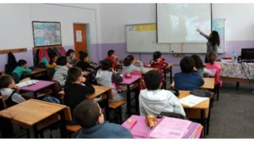 &Ccedil;ankırı Belediyesi&rsquo;nin &Ouml;d&uuml;ll&uuml; Atık Pil Toplama Kampanyası