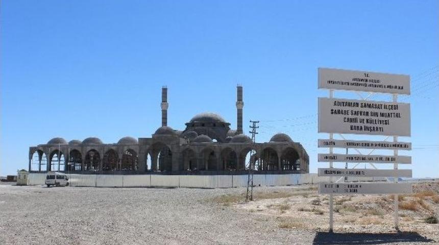 Sahabe Safvan Bin Muattal Cami Ve K&uuml;lliye İnşaatı Hızla Y&uuml;kseliyor