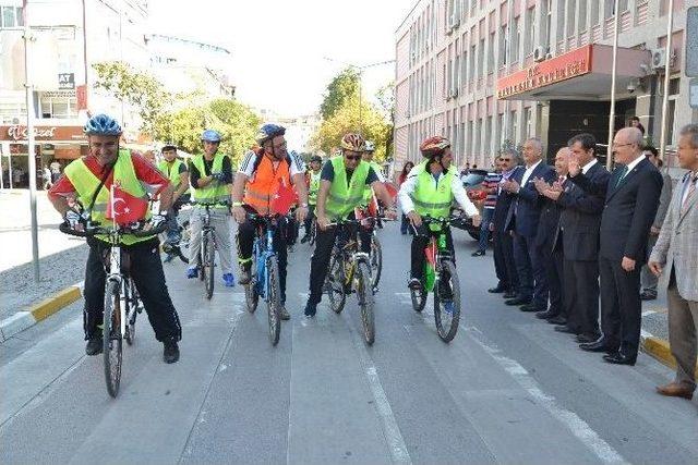 Darbe Girişimi Şehidi İçin Bisiklet Korteji