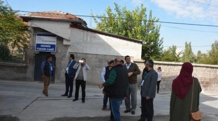 Tarihi Kentler Birliği&rsquo;nin &ldquo;k&uuml;lt&uuml;rel Birikimin Korunması Ve İşlevlendirilmesinde Melikgazi &Ouml;rneği&rdquo; Konulu Toplantısında &Ccedil;alışma Alanları Gezildi