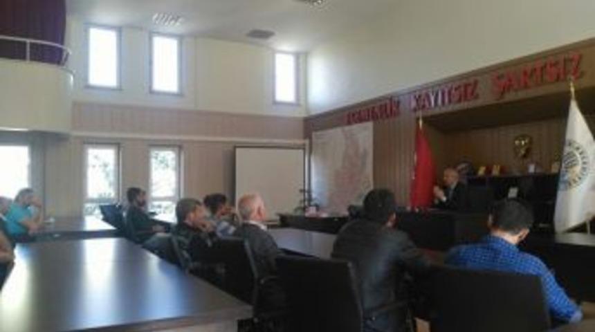 Dinar&rsquo;da Denetimli Serbestliğe Tabi 40 Y&uuml;k&uuml;ml&uuml;ye &lsquo;yardımseverlik&rsquo; Konulu Seminer Verildi