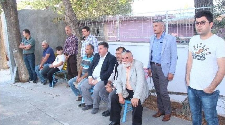 Eski Erkek Arkadaşı Tarafından &Ouml;ld&uuml;r&uuml;len Gen&ccedil; Kız Toprağa Verildi