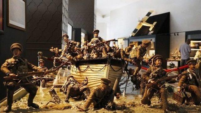 Bin Senelik Tarih, Benzersiz Eserleriyle Bu Sergide