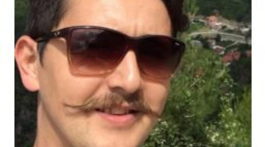 &lsquo;yasak Aşk&rsquo; Kovalamacasında Otomobilin &Ccedil;arptığı Gen&ccedil;, Yaşam M&uuml;cadelesini Kaybetti