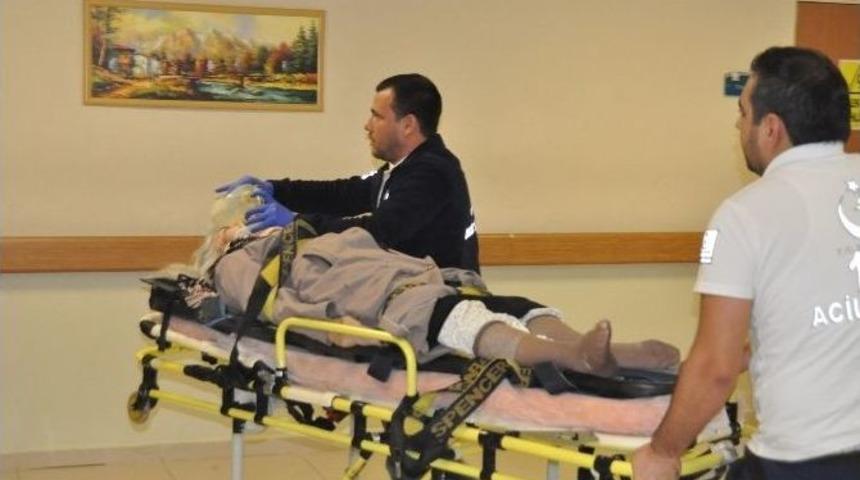 112 G&ouml;revlisinin Motosikletle &Ccedil;arptığı Yaşlı Kadın Hayatını Kaybetti