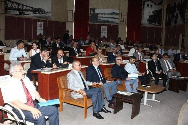 Adana’da Afet Halinde Binaların Yıkım Modellemesi Yok