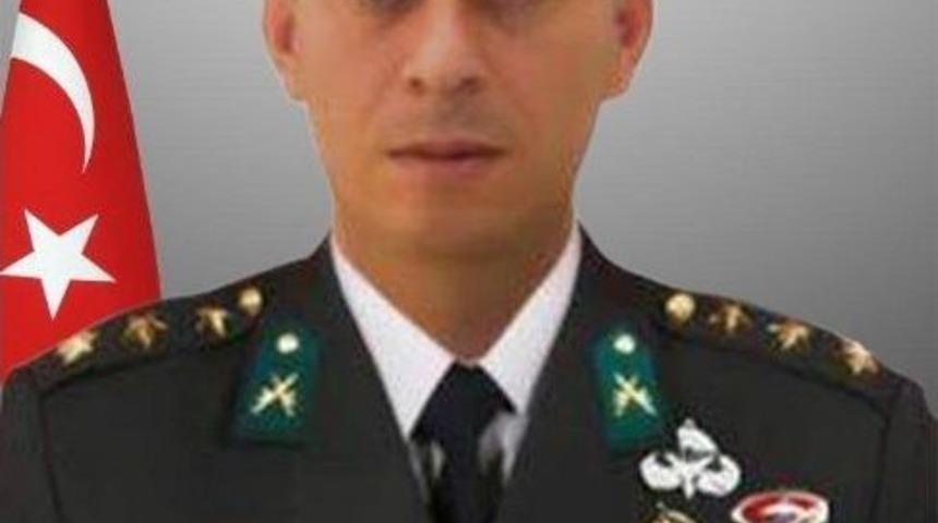 Şehit Y&uuml;zbaşı &Ouml;zg&uuml;r &Ouml;zekin Son Yolculuğuna Uğurlandı