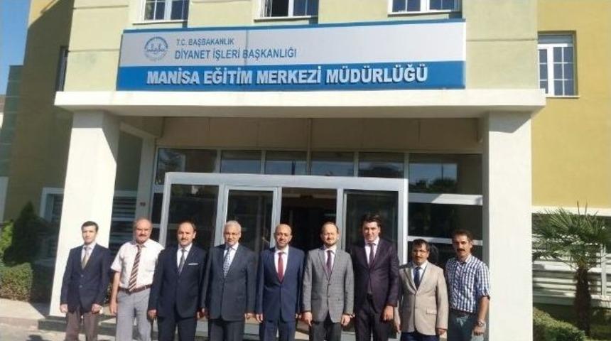 Vali G&uuml;ven&ccedil;er Diyanet Eğitim Merkezini İnceledi