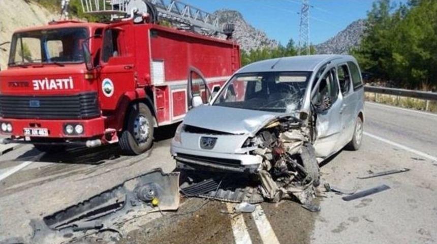 T&uuml;nel &Ccedil;ıkışında Kaza: 7 Yaralı