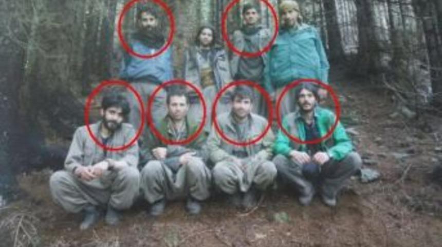 Ter&ouml;ristlerin Makinesinden, B&ouml;lgeden Ayrılmadan &Ouml;nce &Ccedil;ektirdikleri Fotoğraf &Ccedil;ıktı