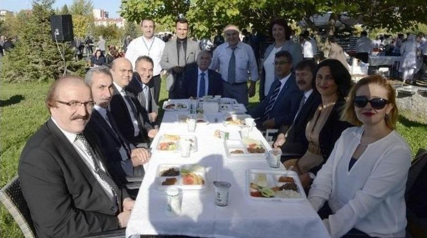 Esog&uuml; Hastanesi&rsquo;nde 4. Geleneksel Pilav G&uuml;n&uuml; Etkinliği