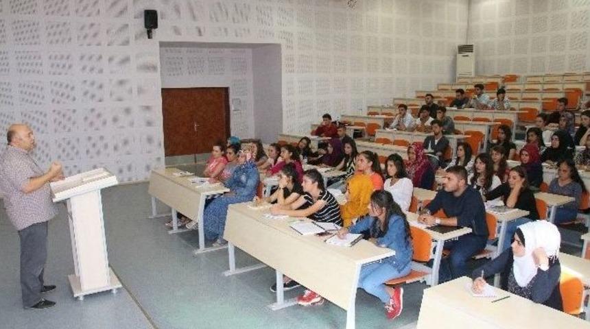 7 Aralık &Uuml;niversitesi&rsquo;nde Eğitim Başladı