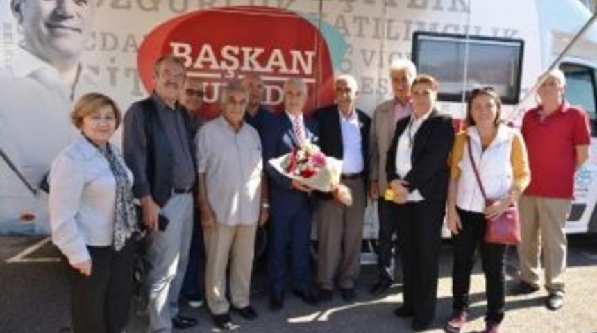 Bozbey: &ldquo;k&uuml;lt&uuml;r Mahallesi&rsquo;ne Pazar Yeri Ve Yeni Parklar Kazandıracağız&rdquo;