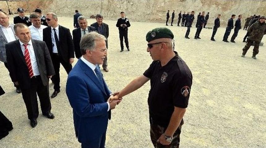 Milletvekili Mehmet Ali Şahin, Polis Adaylarını Ziyaret Etti
