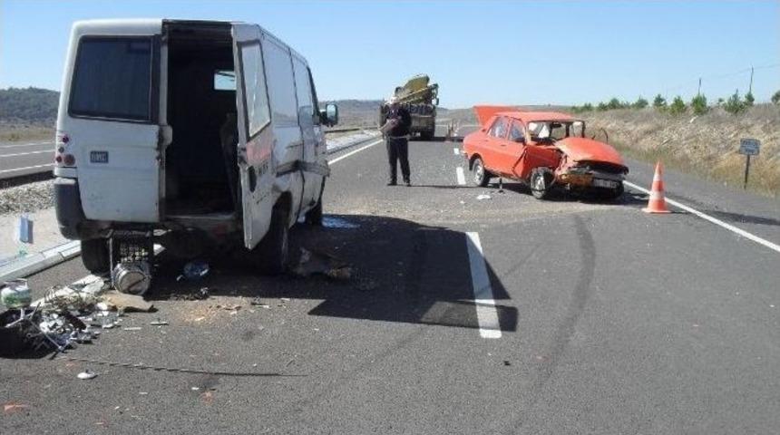 Tavşanlı&rsquo;da Trafik Kazası: 1 &Ouml;l&uuml;, 1 Yaralı
