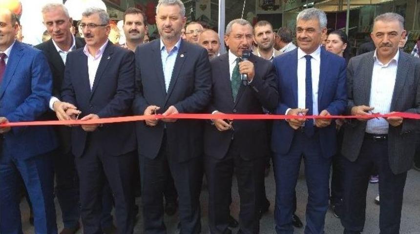 5. Sancaktepe Kitap Fuarı Ve 15 Temmuz Sergisi A&ccedil;ıldı