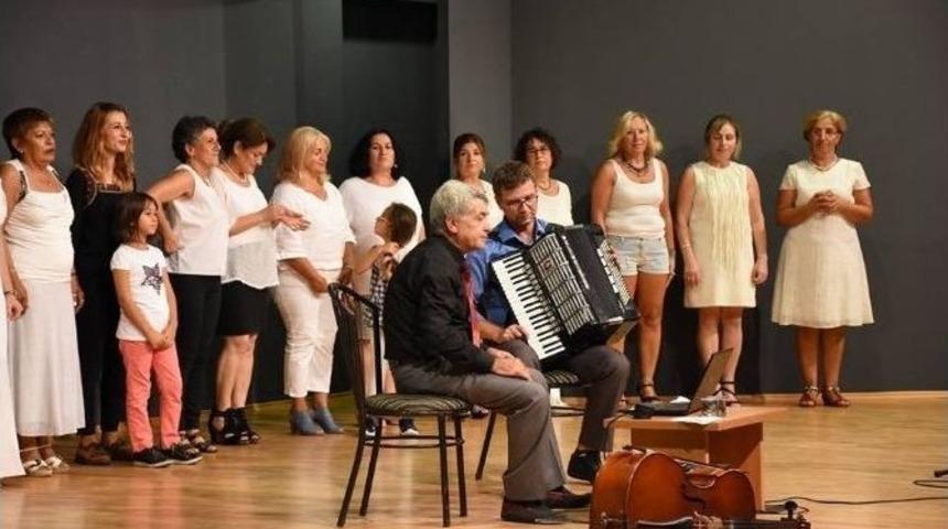 Didim&rsquo;de &rsquo;barış&rsquo; Konseri Beğeni Topladı