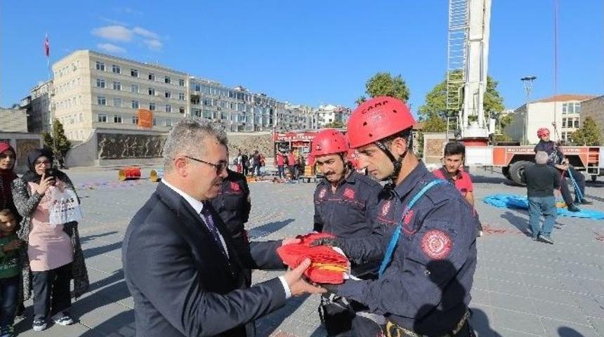 B&uuml;y&uuml;kşehir İtfaiyesi&rsquo;nden Heyecan Verici Kutlama