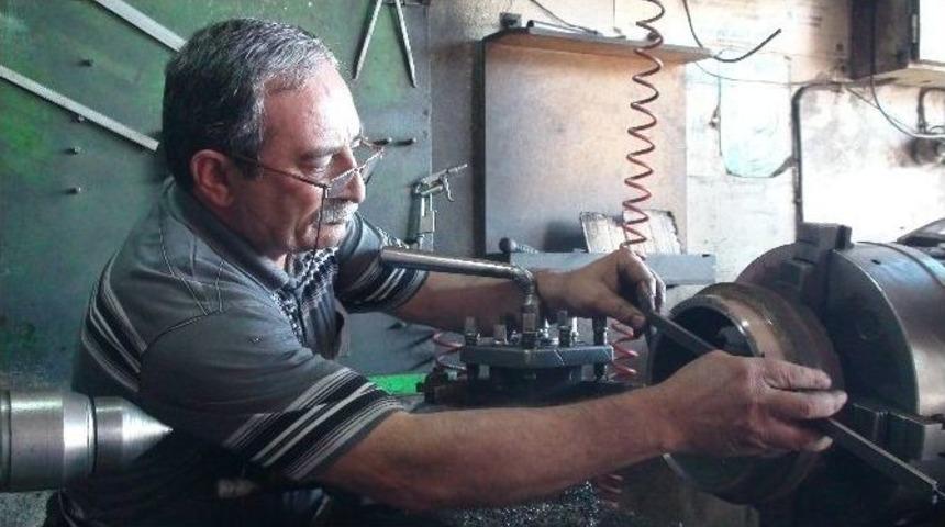 K&uuml;&ccedil;&uuml;k Esnaf Kan Ağlıyor