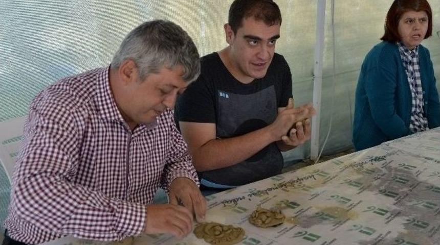 Engelli Vatandaşlar Pişmiş Toprakla Tanıştı