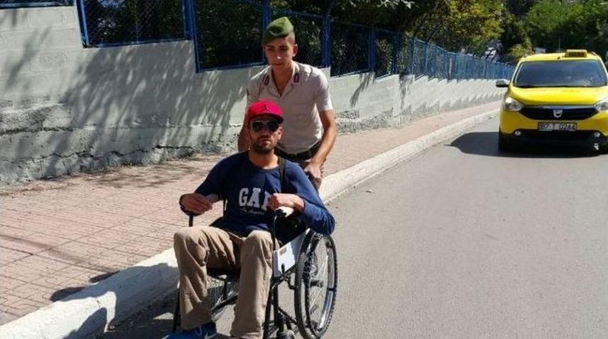 Engelli Gence Mehmet&ccedil;ik Şefkati