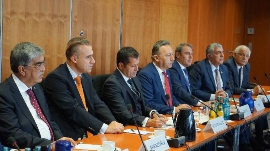 Ak Parti Milletvekili Şahin Tin: &ldquo;t&uuml;rkiye Ekonomisi Dimdik Ayakta&rdquo;