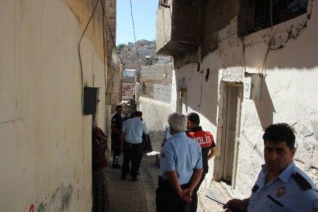 4 &Ccedil;ocuk Babası Af T&uuml;feğiyle İntihar Etti 3