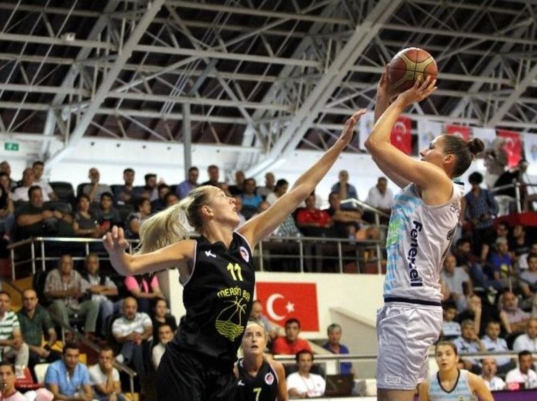 Fenerbah&ccedil;e, Mersin B&uuml;y&uuml;kşehir Belediyesi&rsquo;ni Rahat Ge&ccedil;ti