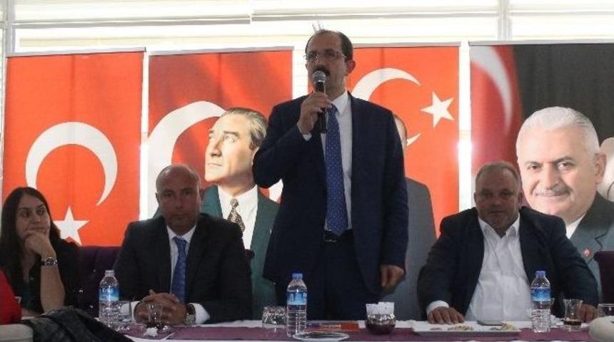 Ak Parti Tekkek&ouml;y İl&ccedil;e Danışma Toplantısı
