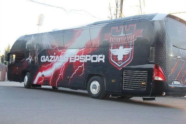 Gaziantepspor Ve Bursaspor Stadyuma Geldi