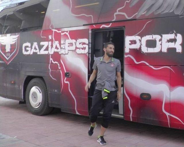 Gaziantepspor Ve Bursaspor Stadyuma Geldi