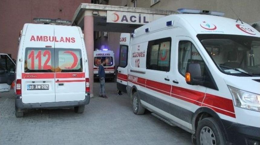 &Ccedil;ukurca&rsquo;da 1 Şehit, 5 Asker Yaralı