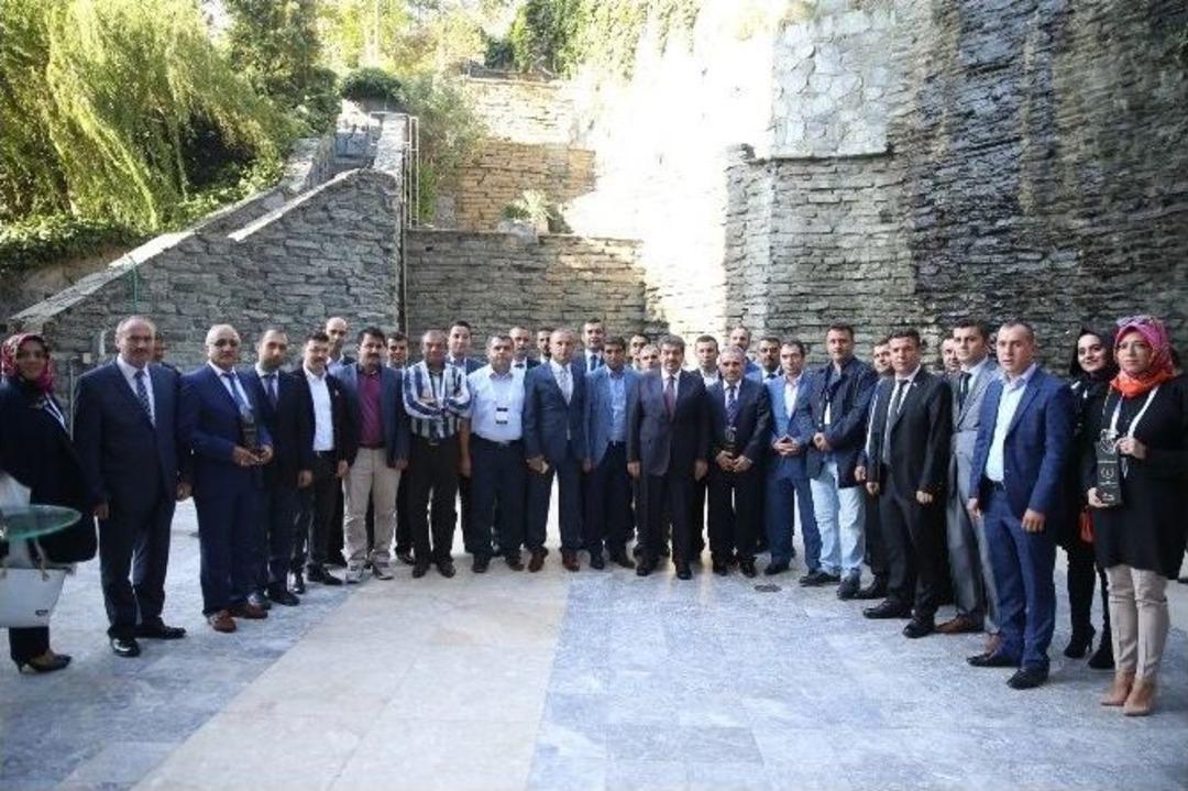 Esenler&rsquo;e 3 Altın Karınca &Ouml;d&uuml;l&uuml;