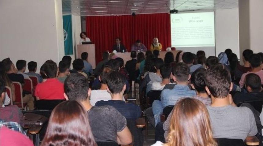 Burhaniye&rsquo;de Bilgilendirme Toplantısı