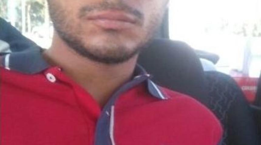 Hırsızlık Yapmayan Arkadaşını Tinerle Yakan Firari H&uuml;k&uuml;ml&uuml; Hırsızlık Yaparken Yakalandı