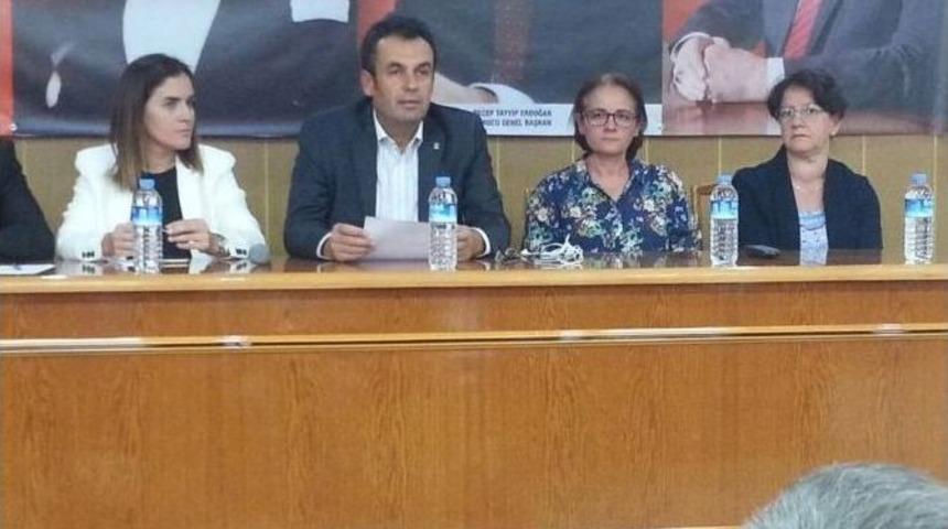 Ak Parti İzmir&rsquo;de Danışma Meclisleri Tamam