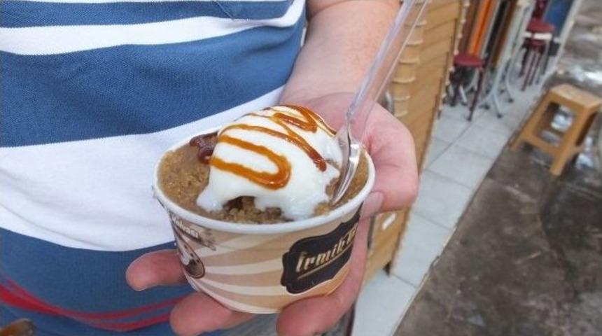 Burhaniye&rsquo;de Atanamayan &Ouml;ğretmen Helvacı Oldu